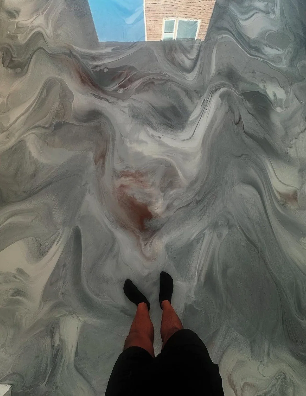 Metallic epoxy garage floor