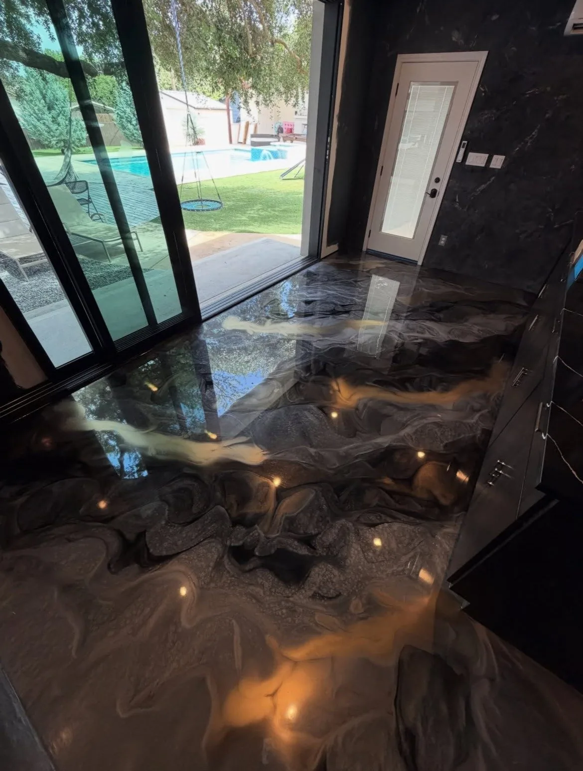Glossy metallic epoxy floor